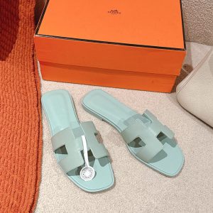 サンダル 人気ブランド