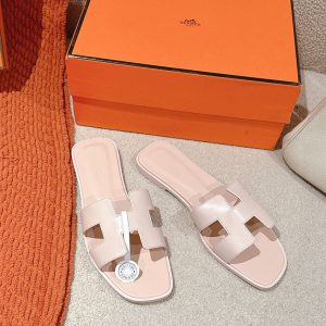 サンダル 人気ブランド