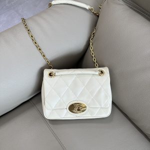 バーバリー バッグ アウトレット