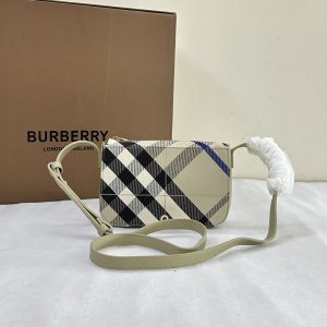 バーバリー ミニショルダーバッグ
