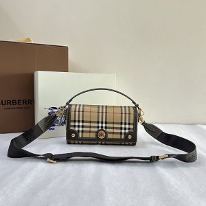 バーバリーショルダーバッグレディース