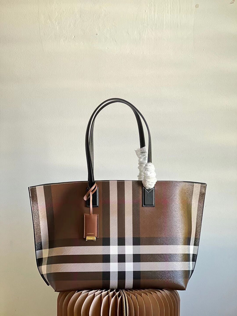 BURBERRY ミディアムチェックトートバッグ ブラウン 大人気