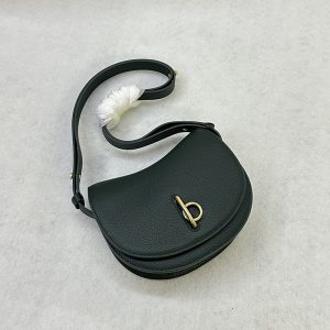 バーバリー バッグ アウトレット