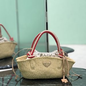 プラダ バッグ アウトレット