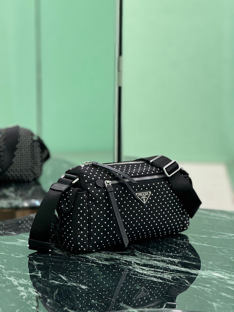 プラダ アウトレット PRADA プラダ スタッズ付 Re-Nylon バッグ 1BC236_2HGV_F0002_V_OOO ブラック H品 プラダ 斜めがけバッグ アウトレット - 画像 (9)