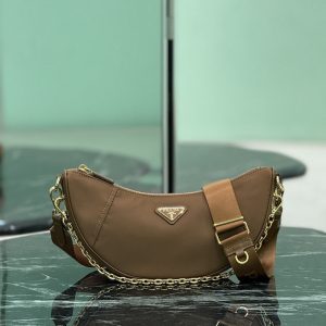 レディース プラダ ショルダーバッグ