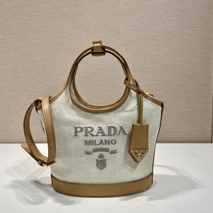 プラダ バッグ アウトレット店舗