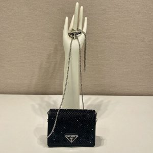 プラダ バケットバッグ レザー