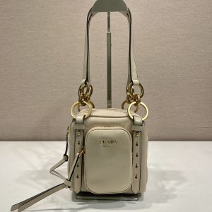 プラダレディースバッグ