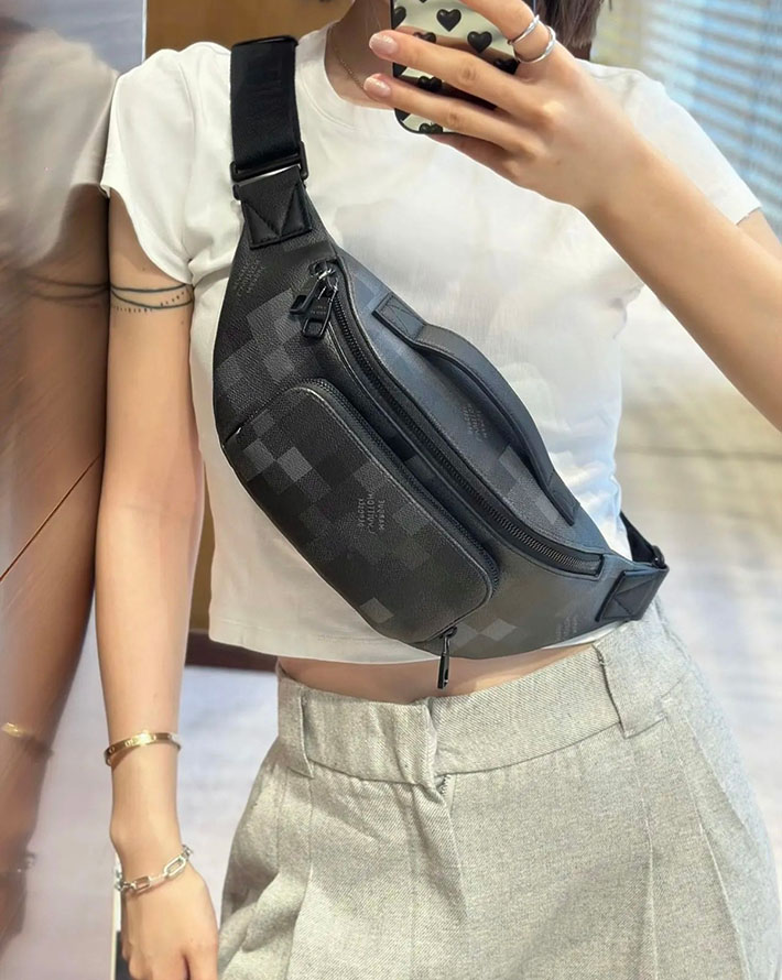 ルイヴィトン メンズ ボディバッグランキング