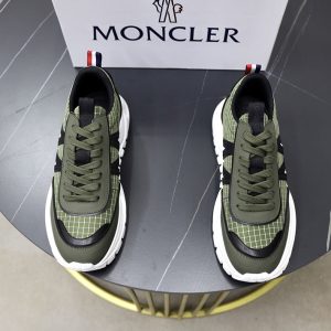 モンクレール スニーカー アウトレット