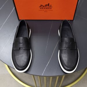 エルメス モカシン メンズ