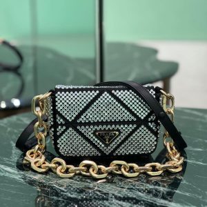 プラダ ショルダーバッグ ミニ