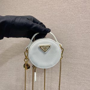 プラダ 化粧ポーチ 人気