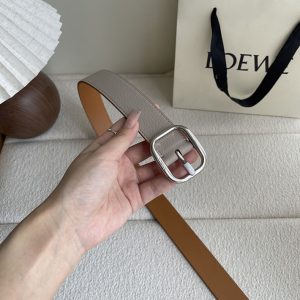 ロエベ ベルト メンズ 人気