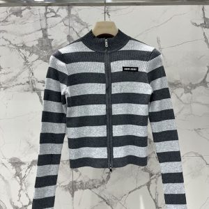 miumiu ニットカーディガン