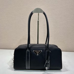 プラダ ハンドバッグ ナイロン