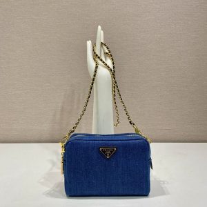 プラダ デニムバッグ 定価