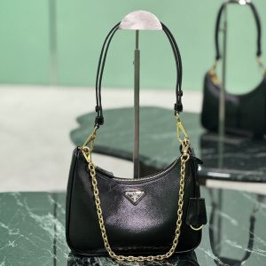 プラダ ミニバッグ 人気