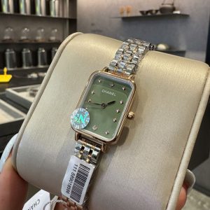 シャネル プルミエール 定価