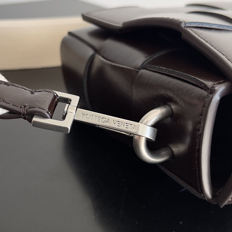 ボッテガ・ヴェネタ バッグ メンズ CASSETTE WITH POCKET ショルダーバッグ 578004VMAY12127 フォンデンテ H品 ボッテガバッグ メンズ 人気 - 画像 (8)