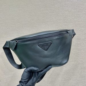 プラダ ベルトバッグ メンズ