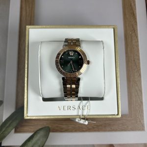 ヴェルサーチ 時計 芸能人