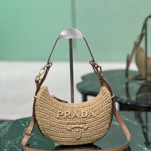 プラダ ショルダーバッグ アウトレット