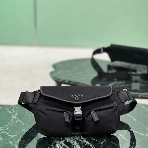 プラダ ウエストバッグ メンズ