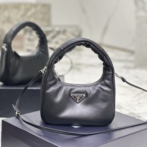 プラダ ハンドバッグ レディース