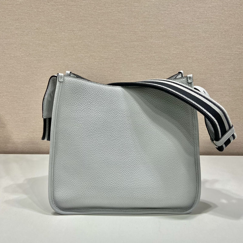 プラダ アウトレット PRADA VITTELO DAINO フルーレザーホーボーバッグ BC073_2DKV_F010I_V_7NO1 ライトブルー H品 プラダ 斜めがけバッグ レディース - 画像 (8)