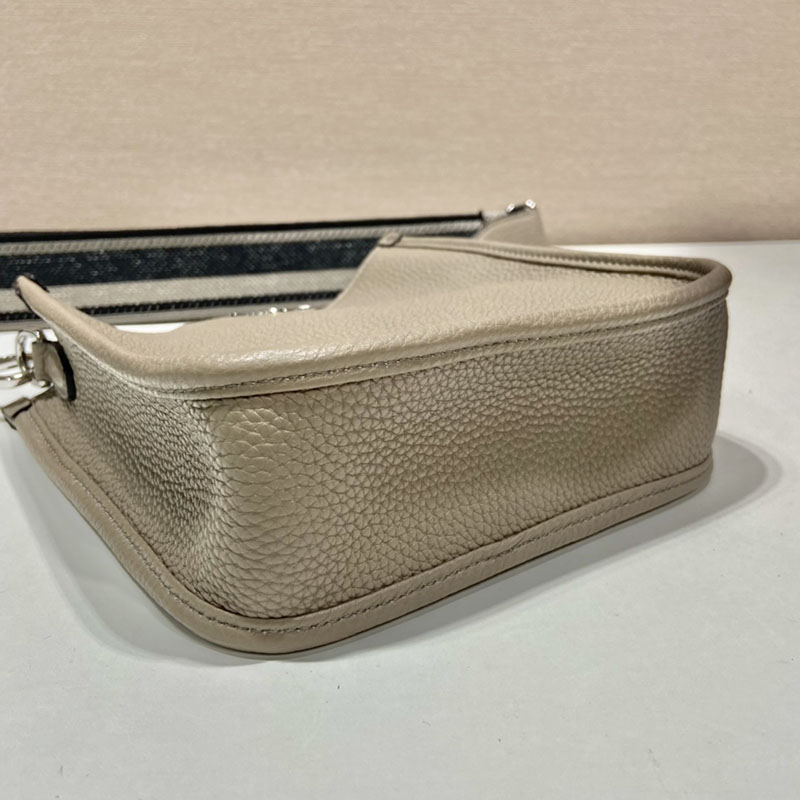 プラダ アウトレット PRADA ヴィッテロダイノソフトレザー ミニショルダーバッグ 1BH191_2DKV_F0572_V_3OO ベージュ H品 プラダ 斜めがけバッグ レディース - 画像 (5)