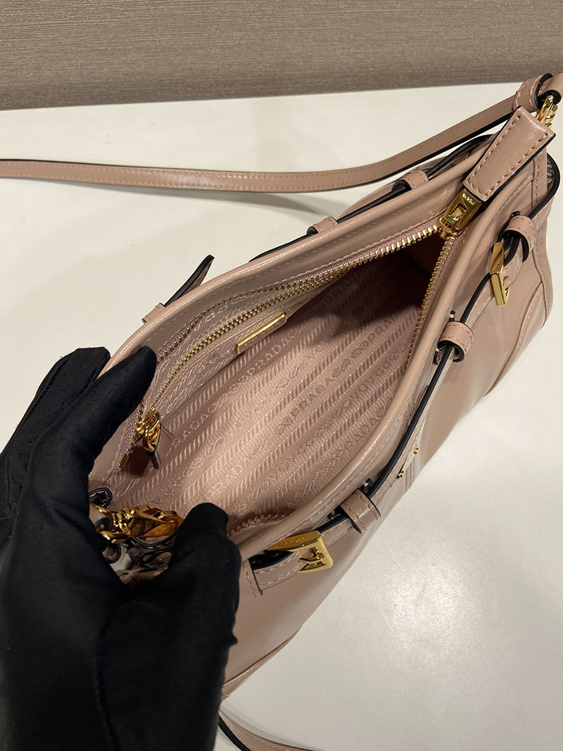 プラダ アウトレット PRADA ボニー スモール ソフトルックスレザー ショルダーバッグ 1BH215_2CYR_F0236_V_OOO ピンクベージュ H品 プラダ 斜めがけバッグ - 画像 (3)