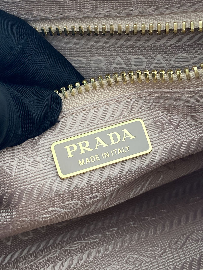プラダ アウトレット PRADA ボニー スモール ソフトルックスレザー ショルダーバッグ 1BH215_2CYR_F0236_V_OOO ピンクベージュ H品 プラダ 斜めがけバッグ - 画像 (2)