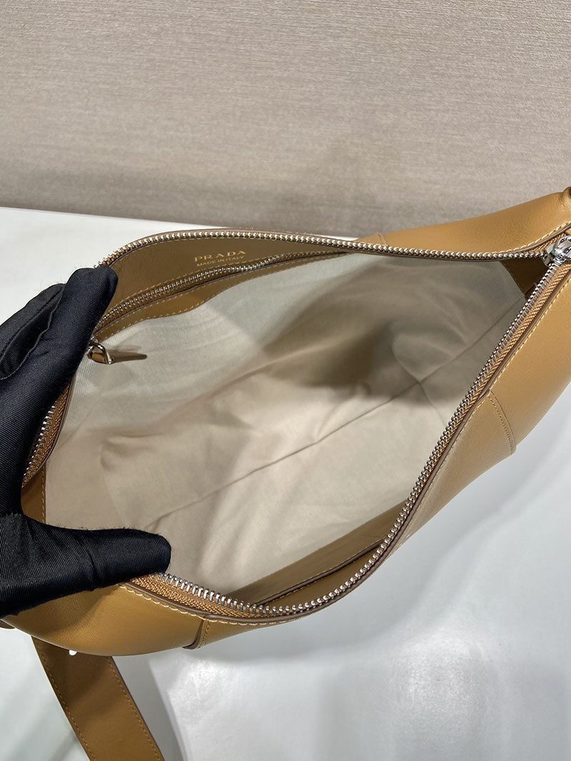 プラダ アウトレット PRADA ソフトグレインレザー ショルダーバッグ 2VH177_2CYS_F03BH_V_OOO キャメル H品 プラダ バッグ 人気 - 画像 (3)
