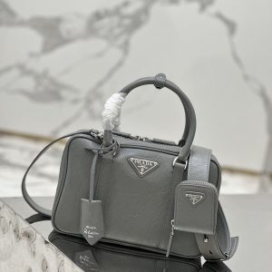 プラダ アウトレット バッグ 新作