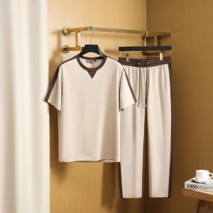 プラダ tシャツ アウトレット