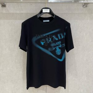 プラダ tシャツ メンズ