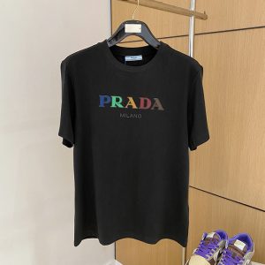 プラダ メンズ Tシャツ 安い 店