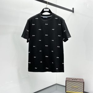 プラダ メンズ Tシャツ 安い 店