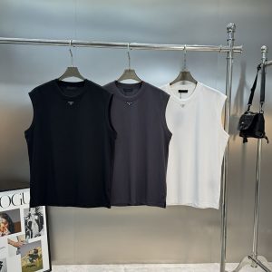 プラダ タンクトップ メンズ