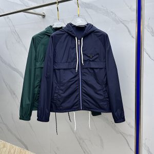 prada ナイロンジャケット メンズ