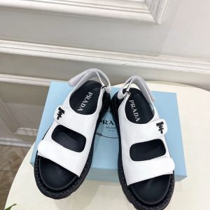 プラダ サンダル アウトレット