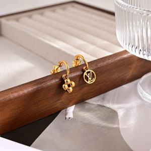 ルイヴィトン ピアス 安い