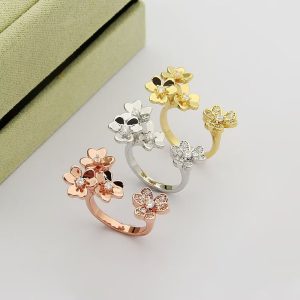 ヴァンクリーフ 指輪 人気