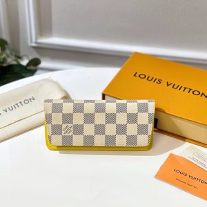 ヴィトン メガネケース 公式