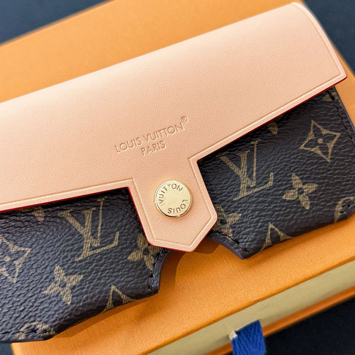 最高級ルイヴィトンスーパーコピー ルイヴィトンメガネケースコピー サングラスホルダー・LV M02701 ブラウン N品 - 画像 (7)