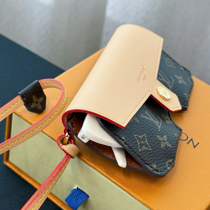 最高級ルイヴィトンスーパーコピー ルイヴィトンメガネケースコピー サングラスホルダー・LV M02701 ブラウン N品 - 画像 (2)