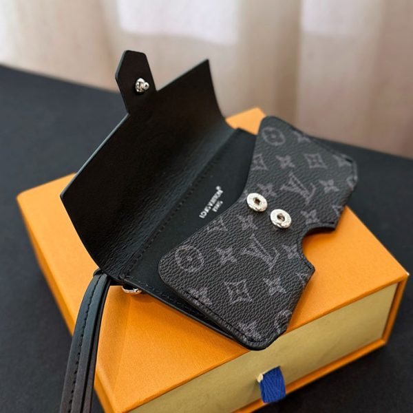 〓ほぼ新品〓ルイヴィトン メガネケース サングラスケース 最高級ルイヴィトンスーパーコピー ルイヴィトンメガネケースコピー