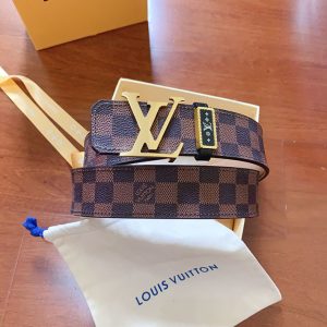 ヴィトン ベルト メンズ 人気